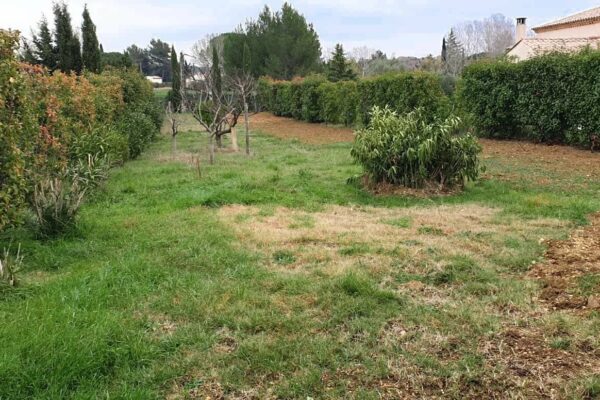 Terrain constructible de 610 m2 à 6 km d’Uzès