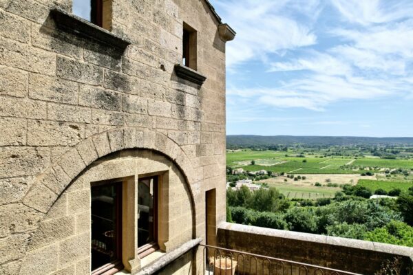 Superbe demeure dans le cœur d’un village recherché