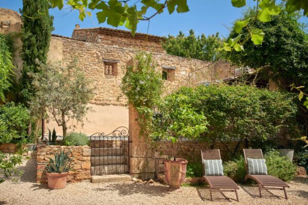 Demeure de village à 8.5 kms d'Uzès