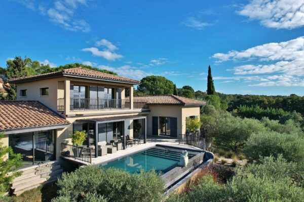 Unique propriété contemporaine