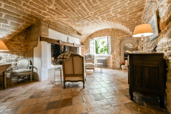Demeure historique de 228 m2, à 12.5 km d’Uzès