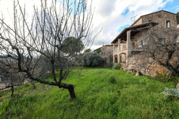 Charmante maison de village avec vue époustouflante