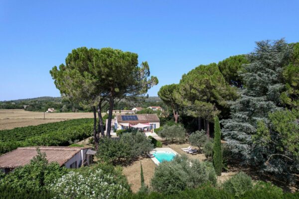 Uzès : charmante maison au cœur d'un bel environnement
