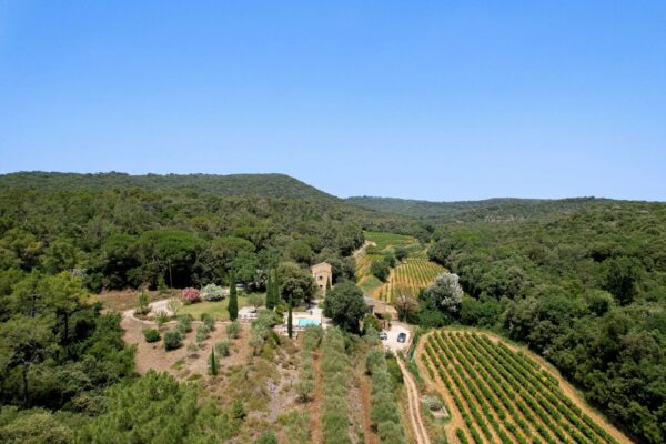 Domaine unique dans un environnement naturel exceptionnel